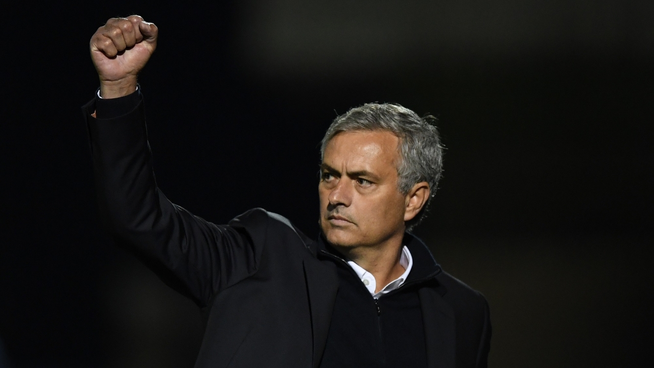 可圈可点！吉迪半场9中4拿到13分4板 三分7中3（吉迪半场发挥出色：13分4篮板，投篮9中4、三分7中3）