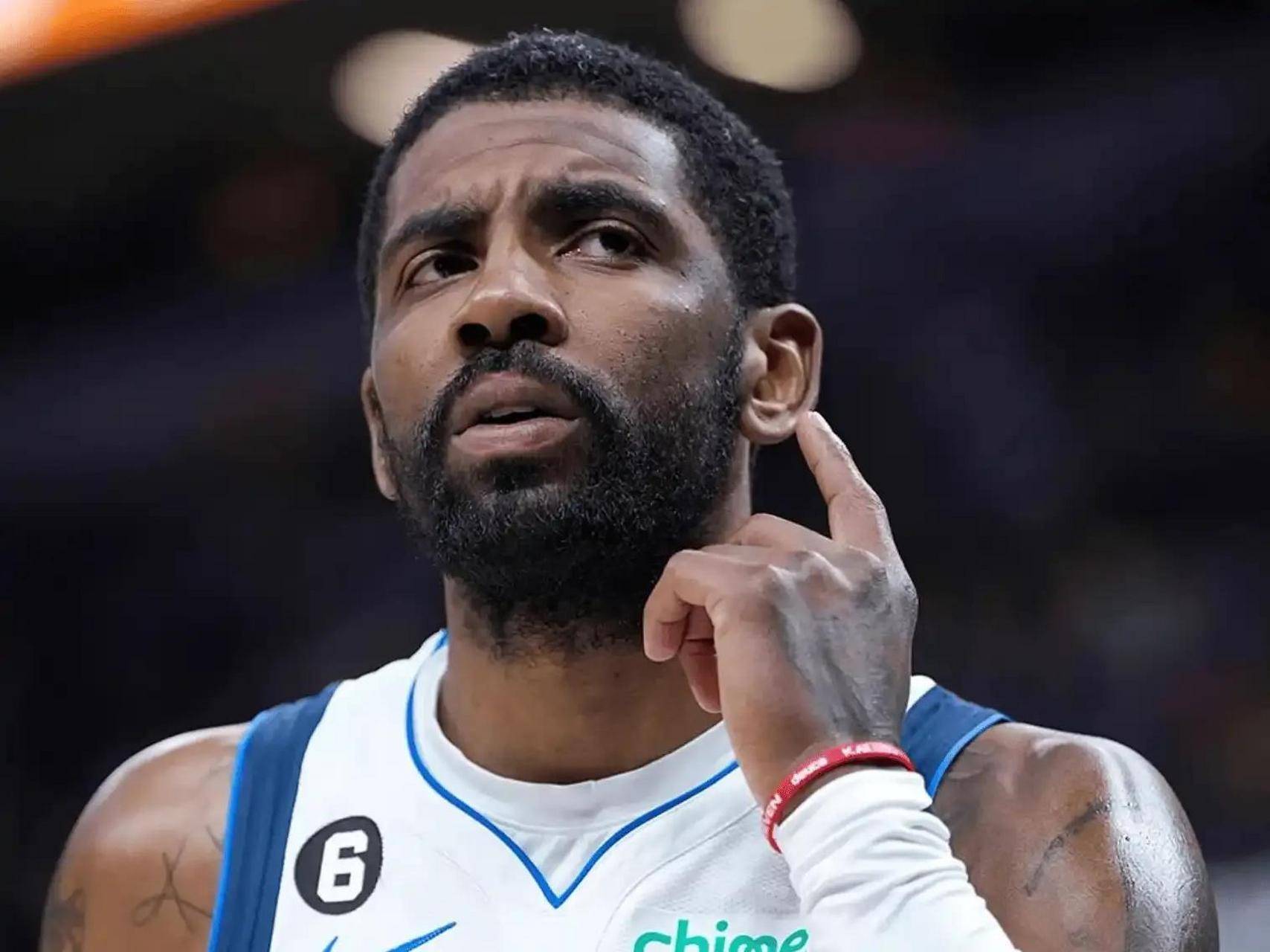 澳超半场：泰勒、罗斯造杀机，喷气机暂0-0悉尼FC（澳超半场战报：泰勒、罗斯频造险情，纽卡斯尔喷气机暂0-0悉尼FC）