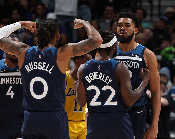 好消息！费尔明德容双双回归 巴萨中场迎来重磅补强（费尔明、德容齐复出，巴萨中场实力大增）