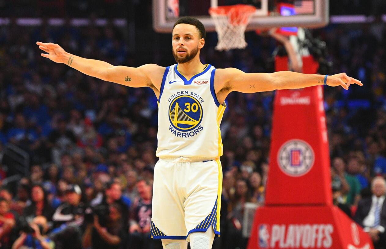 4场攻入3球，38岁瓦尔迪当选意甲11月最佳球员（38岁瓦尔迪4场3球，荣膺意甲11月最佳球员）