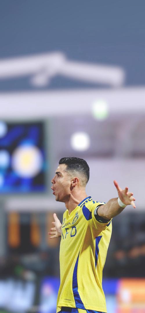 梅西：布斯克茨和阿尔巴能以这样的方式退役非常美好（梅西：布斯克茨、阿尔巴能以这种方式退役，令人欣慰）