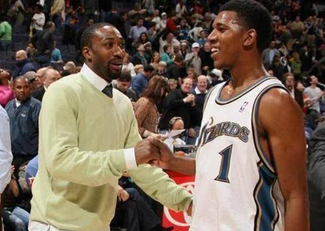 阿迪将为中国U15-U16球员搭建海外集训平台，选拔教练赴海外深造（阿迪为中国U15-U16球员搭建海外训练平台，并选派教练赴外研修）