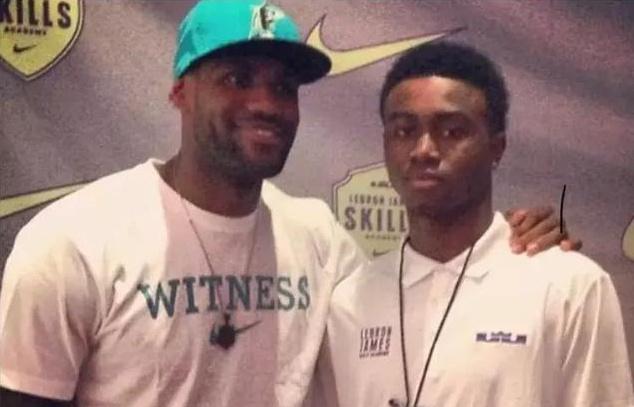 戏说NBA ｜ 保罗好为人师未能善终 哈登逼宫会是快船下出闹剧？（NBA杂谈｜保罗好为人师难有善终，哈登逼宫会让快船上演闹剧？）