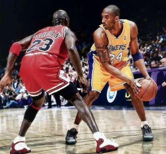 FIFA发布的世界杯赛程以美东时间计算，比北京时间慢12小时（FIFA公布世界杯赛程采用美东时间，较北京时间晚12小时）