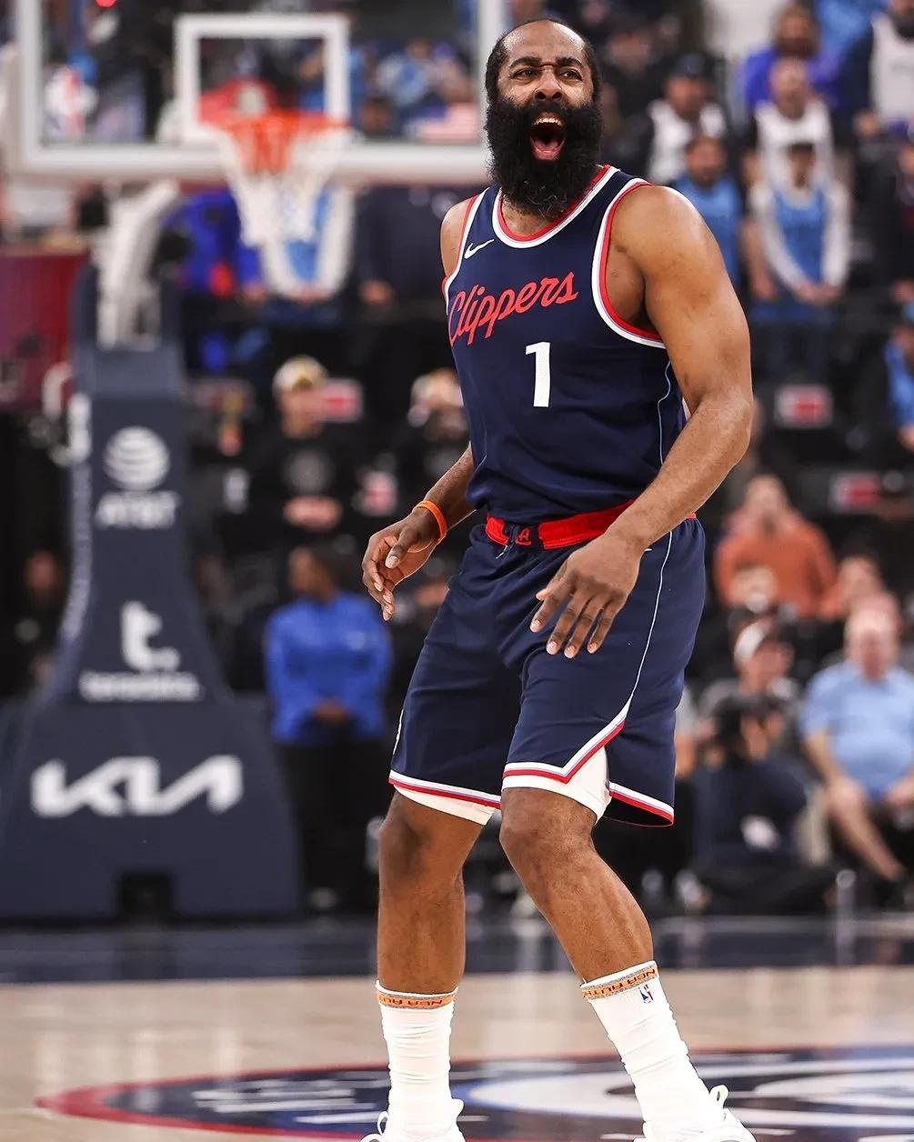 篮网整体防守改善，篮板率提升（篮网防守端提质，篮板效率上扬）