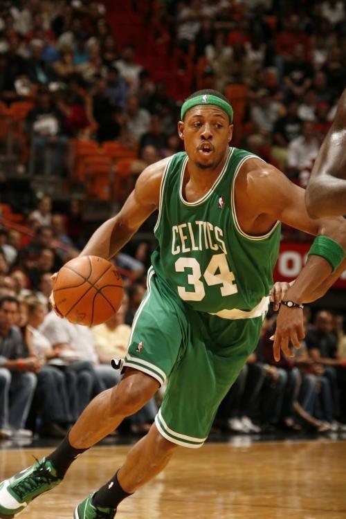 天津足协发布文明观赛倡议：津“城”文明，津“诚”有礼（天津足协倡导文明观赛：津城尚礼，津诚相待）