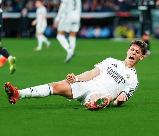 西甲：巴萨4-1大胜瓦伦西亚（西甲：巴塞罗那4比1轻取瓦伦西亚）