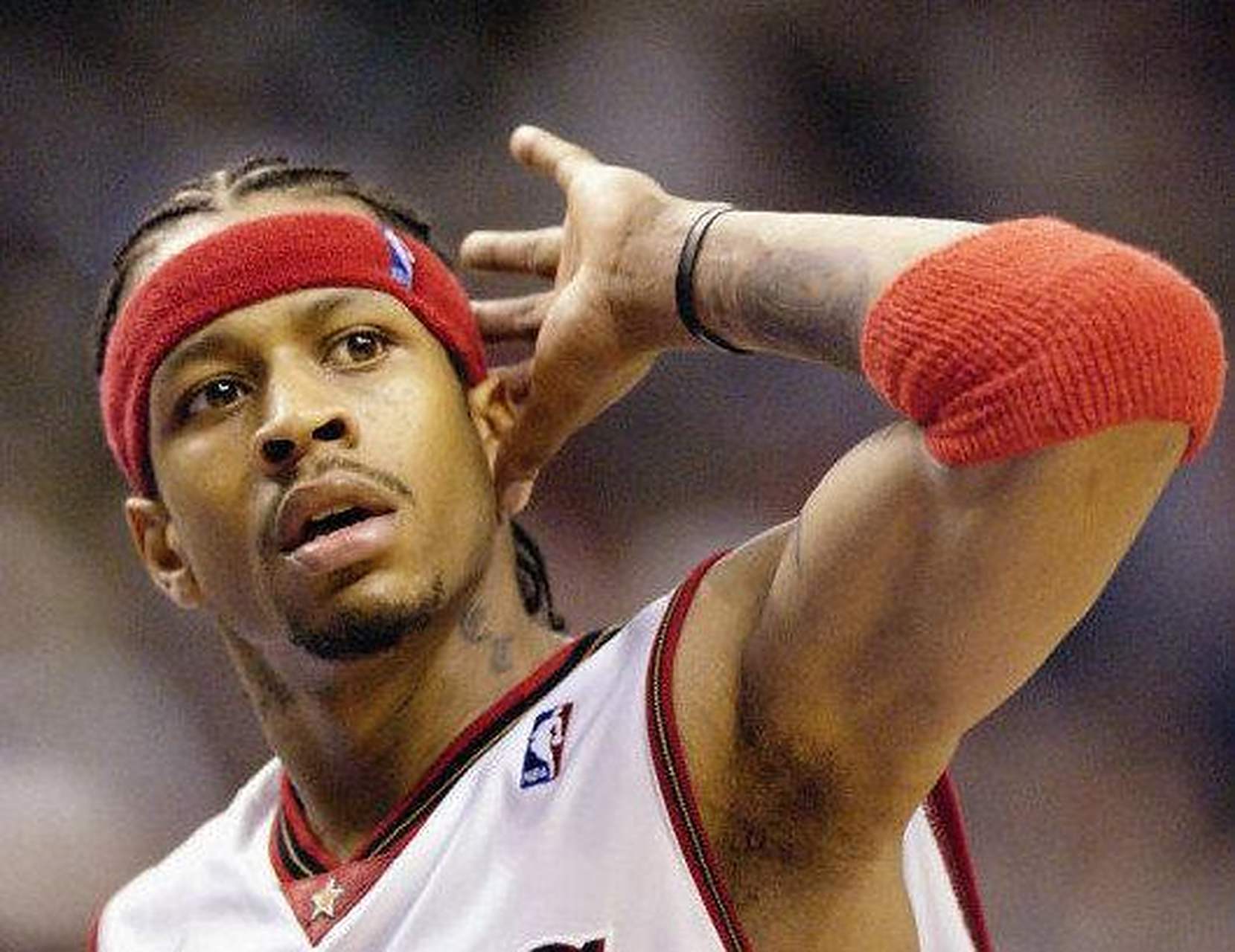 4大传奇+亿级补强！穆帅弃利物浦，会接米兰豪华剧本？（四大传奇助阵+上亿补强！穆里尼奥放弃利物浦，是否执掌豪华版米兰？）