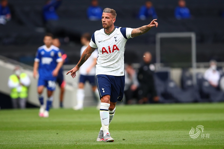 记者：迈阿密国际租借的前锋阿连德已被推荐给河床（记者：迈阿密国际外租前锋阿连德被推荐至河床）