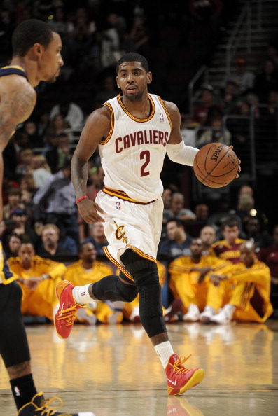 邹市明从奥运冠军到创业失败，经历挫折与反思，展现人生选择与责任的复杂性。（从奥运桂冠到创业折戟，邹市明的挫败与自省，映照人生抉择与担当的多面性）