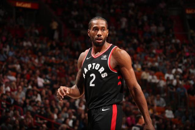 奥康纳：文班出场时间低于30分钟仍3-0完胜雷霆 这实在令人惊讶（奥康纳惊呼：文班出场不足30分钟仍助队3-0横扫雷霆，实在不可思议）