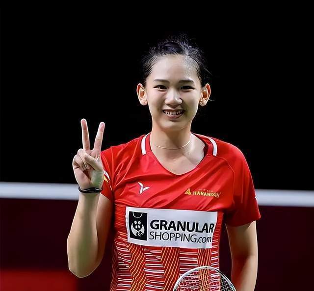 中超第14輪廣州隊4-1深圳隊 韋世豪世界波雙響楊立瑜破門.